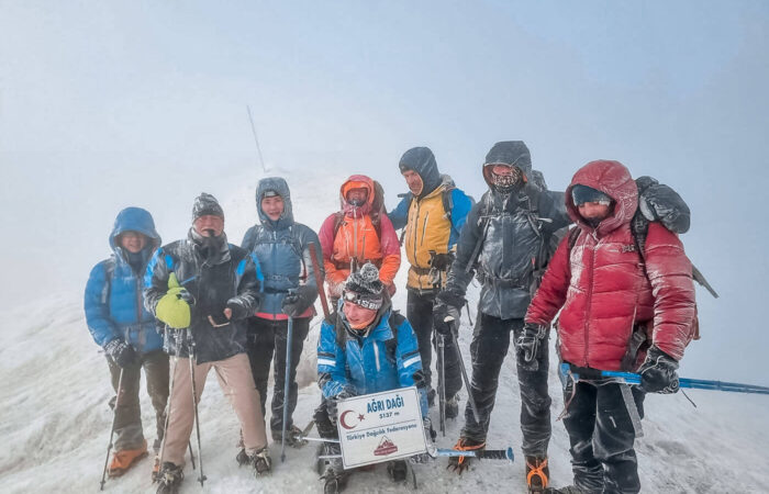 Ağrı Dağı Ararat Zirve Tırmanışı - Ağrı Dağı Zirvesine Yürüyüş Trekking